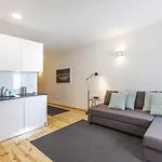 Bo - Almada Porto