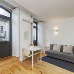 Bo - Almada Apartamento Porto