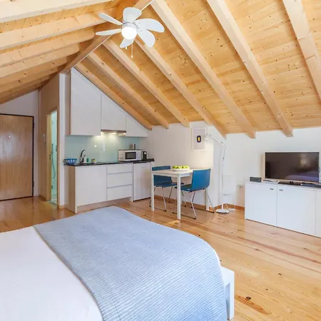 Apartment Bo - Almada *