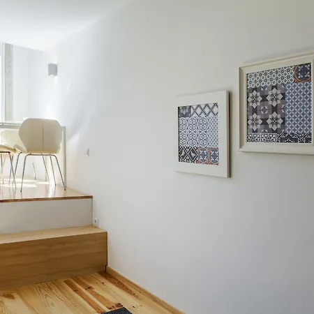 Bo - Almada פורטו