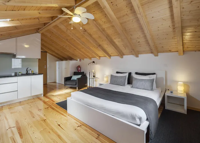 Bo - Almada Apartamento Oporto