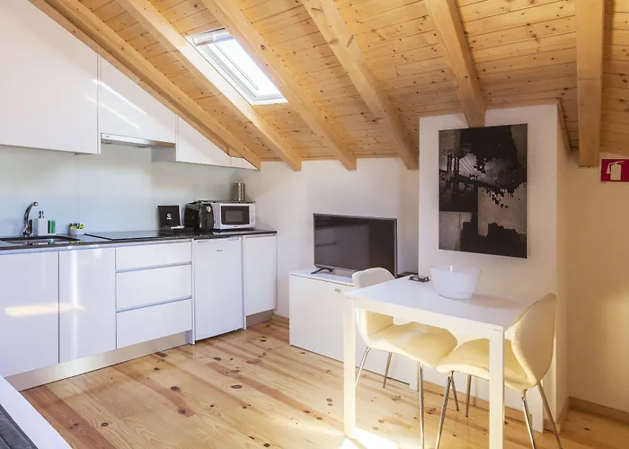 Bo - Almada Apartamento Oporto