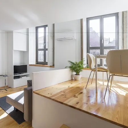 Apartment Bo - Almada