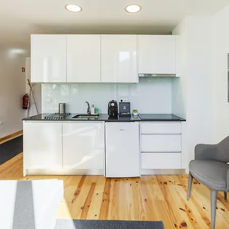 Bo - Almada Apartment