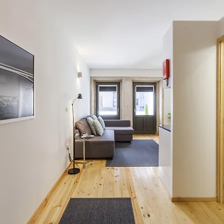 Bo - Almada Apartment *